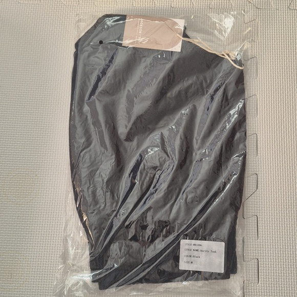 NWT JACKSON ROWE Rarity Linen blend Tank - Picture 8 of 9